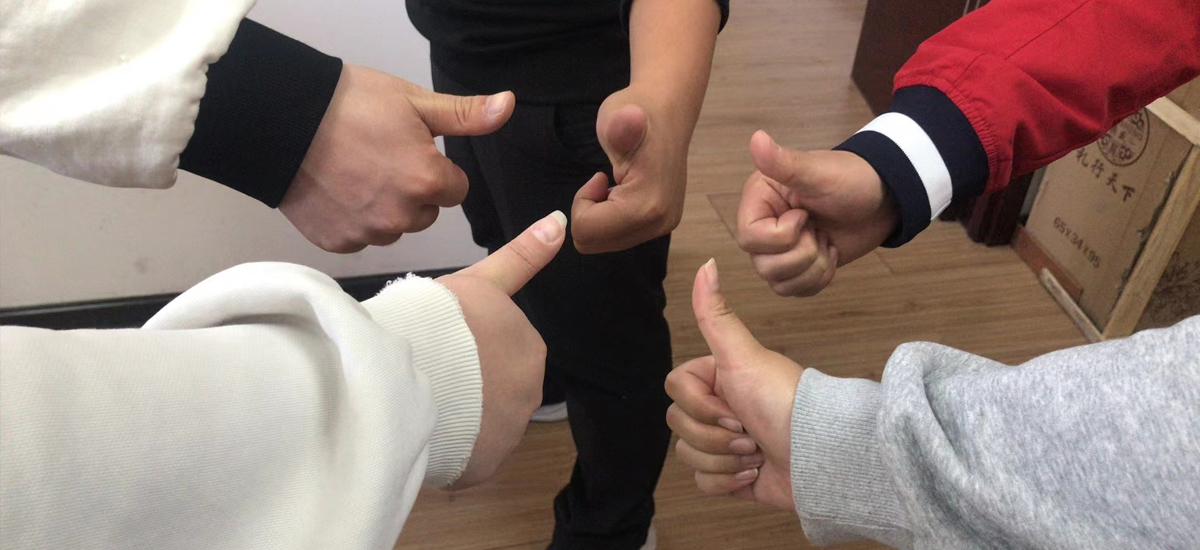 管家式服務(wù)，定期回訪(fǎng)